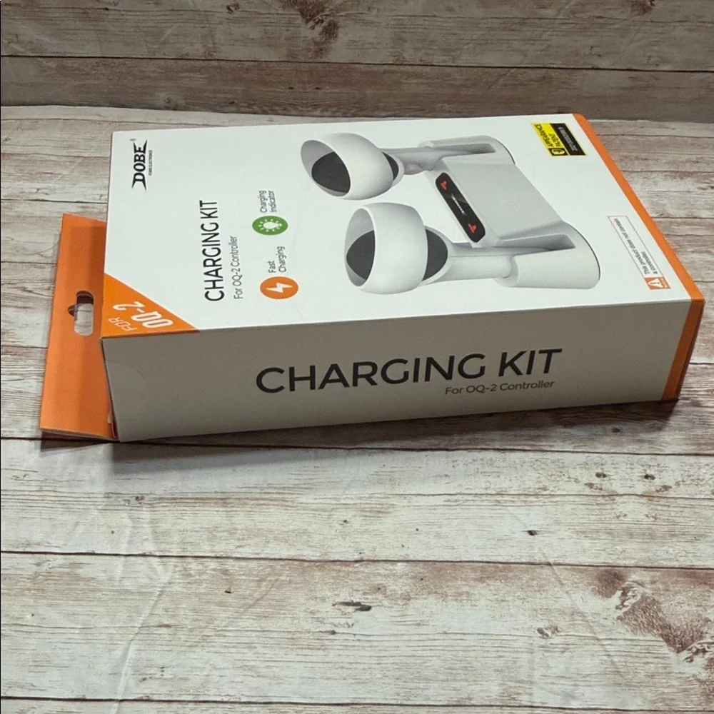 NEW Unopened Dual Charging Kit for QQ-2 Controller - White